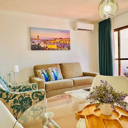 Pueblo Evita Premium Suites ベナルマデナ エクステリア 写真