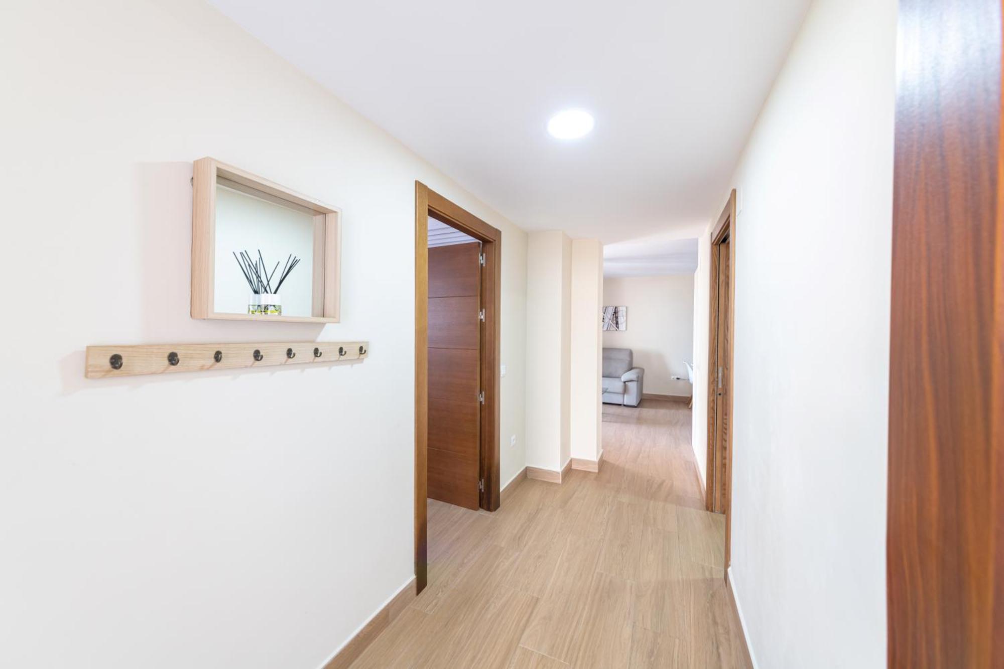 Pueblo Evita Premium Suites ベナルマデナ エクステリア 写真