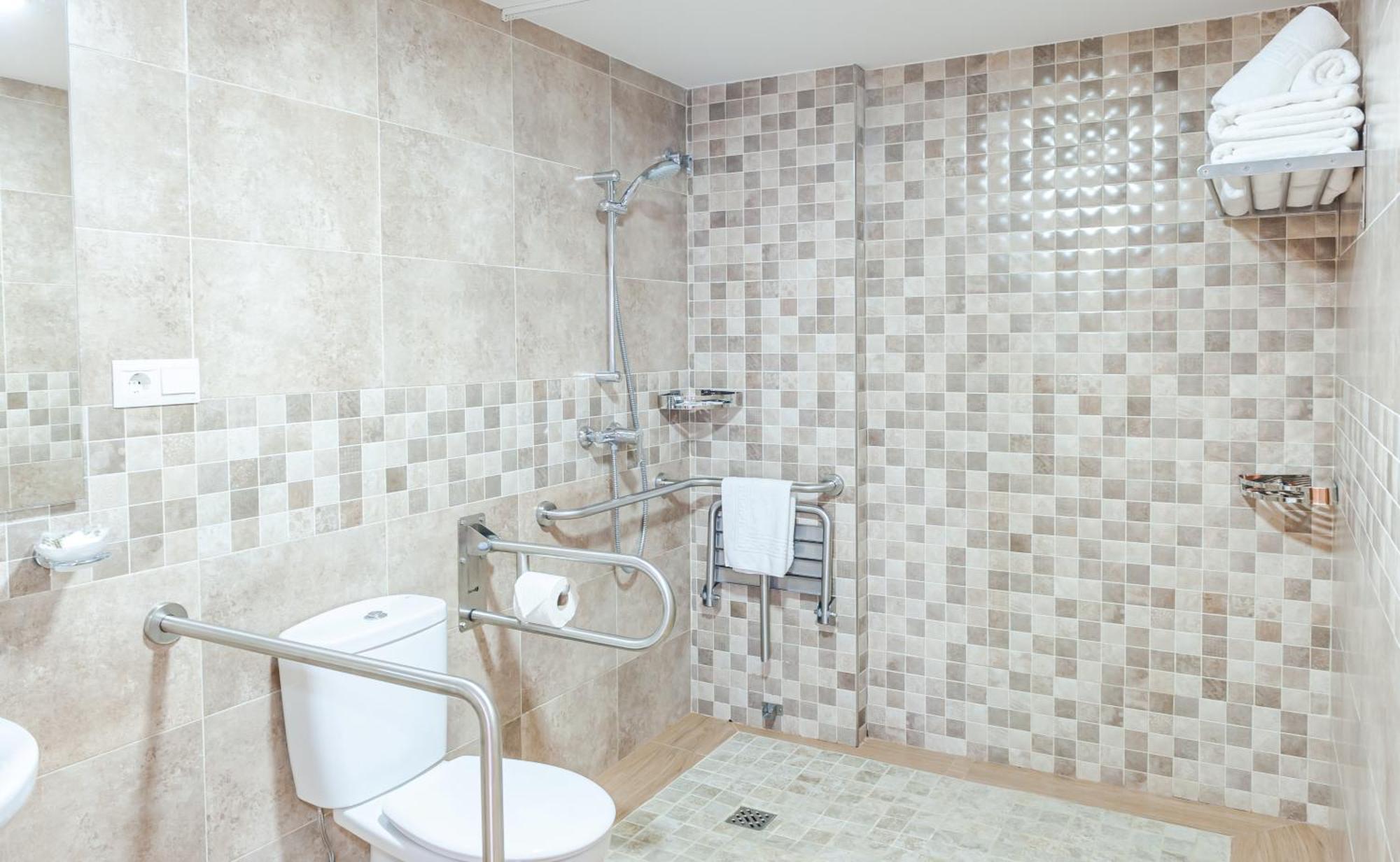 Pueblo Evita Premium Suites ベナルマデナ エクステリア 写真