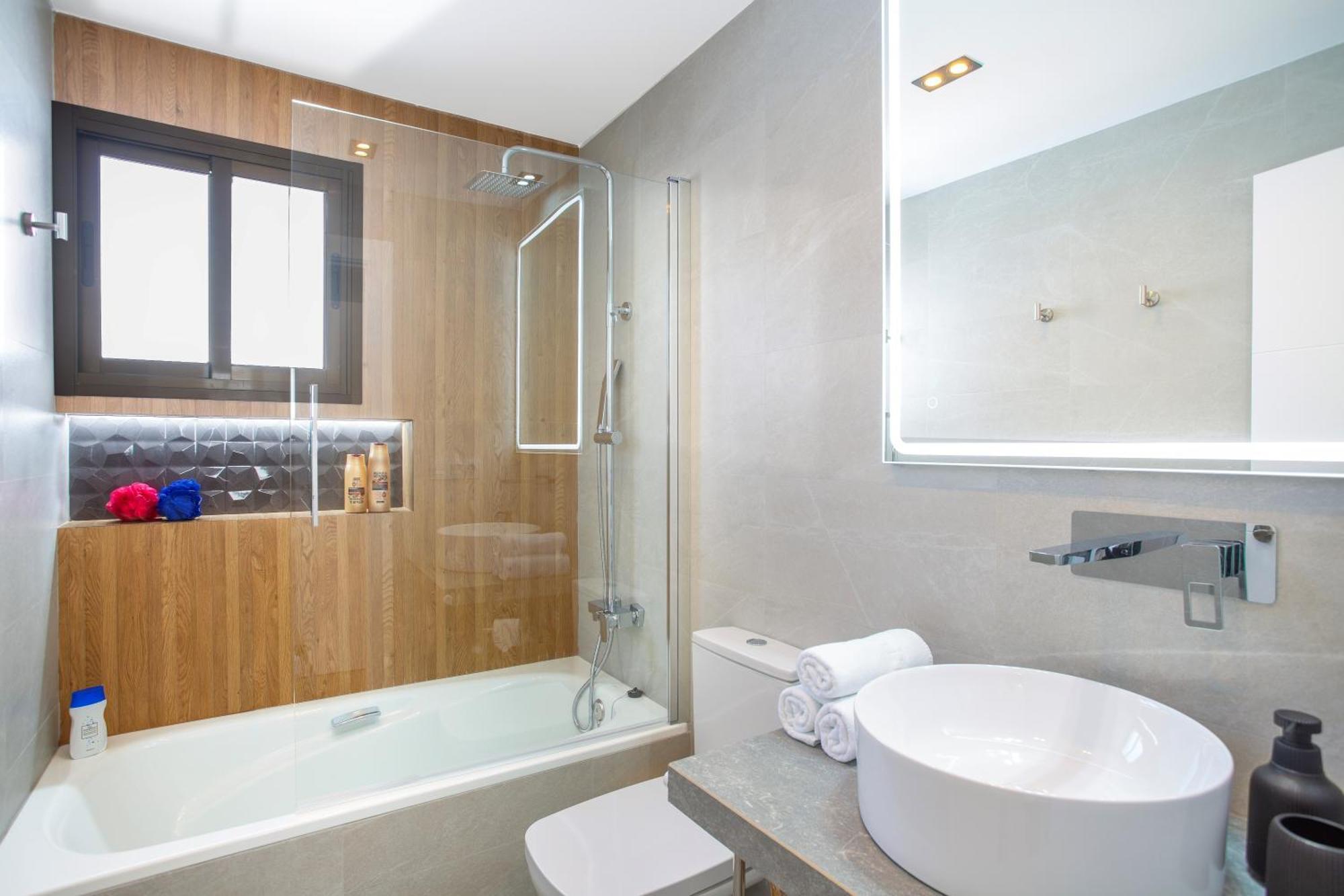 Pueblo Evita Premium Suites ベナルマデナ エクステリア 写真