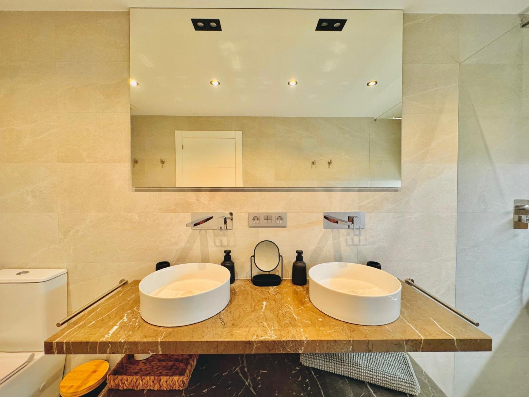 Pueblo Evita Premium Suites ベナルマデナ エクステリア 写真