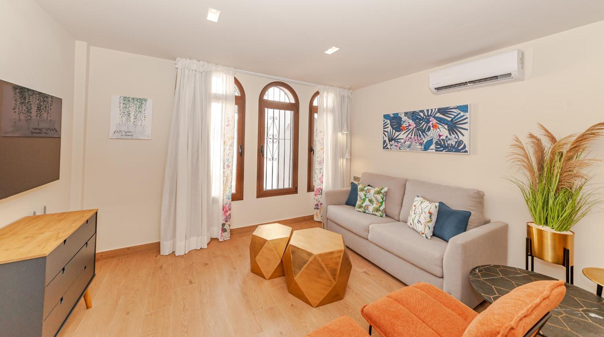 Pueblo Evita Premium Suites ベナルマデナ エクステリア 写真