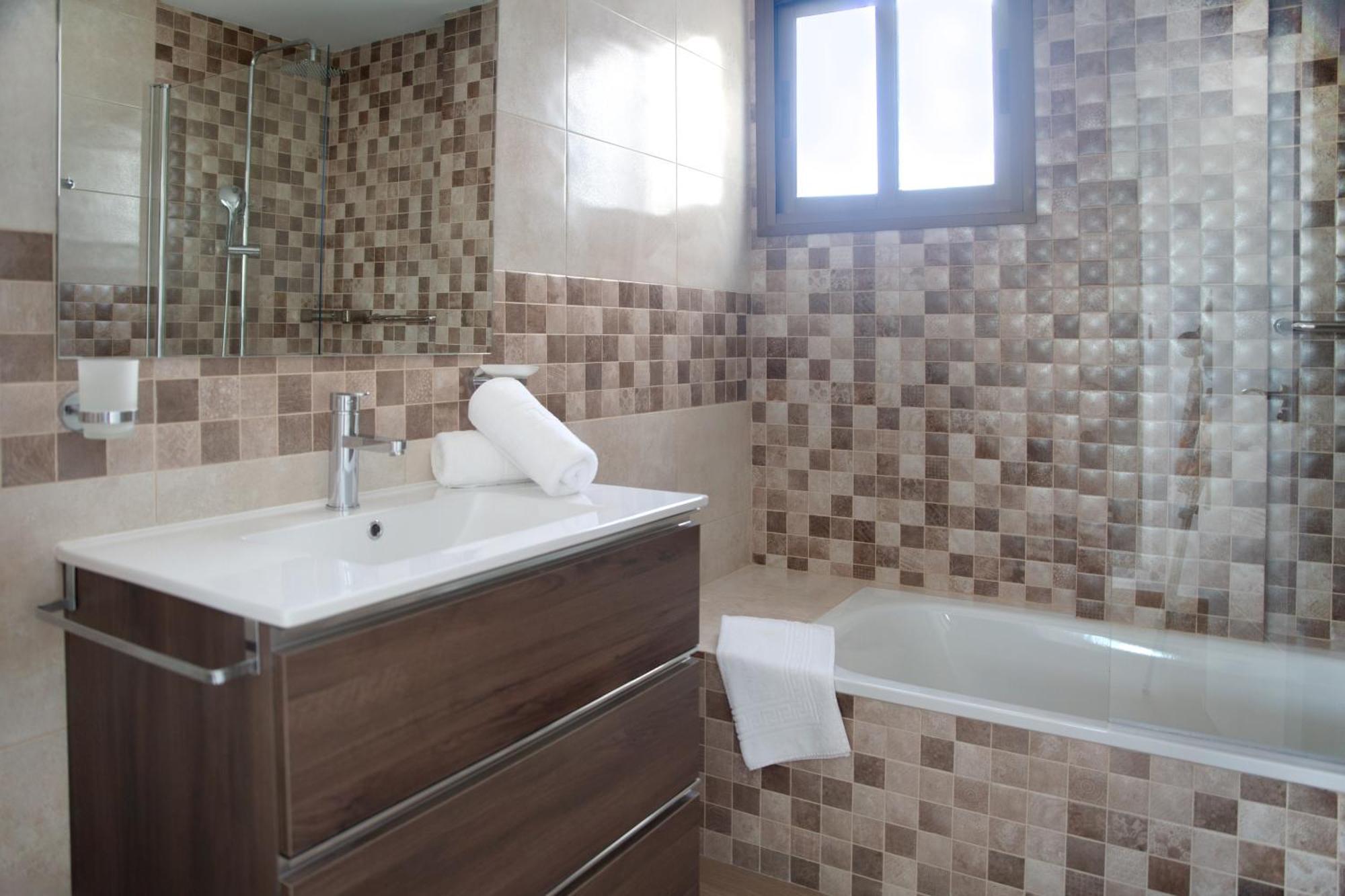 Pueblo Evita Premium Suites ベナルマデナ エクステリア 写真
